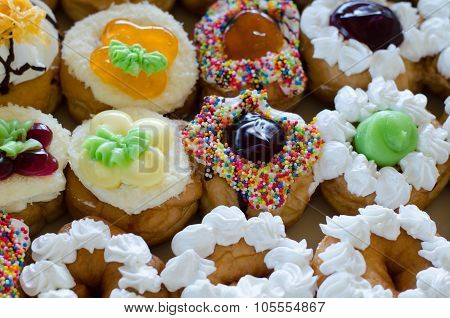 a group of baked background, thai bekery