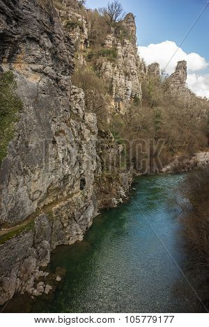 Kokoris Stone Bridge, Zagorohoria, Greece