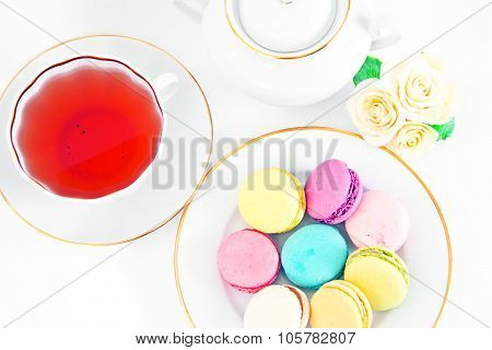 Sweet and Colourful French Macaroons