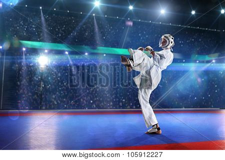 Kudo fighter is working out on the grand arena