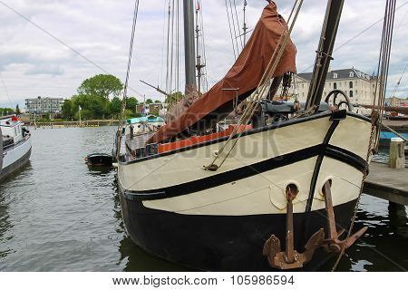 Ships - Exhibits The Netherlands Maritime Museum In Amsterdam