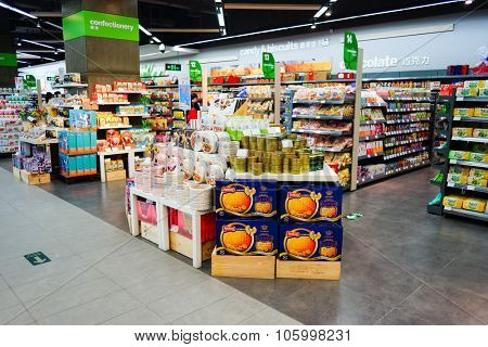 SHENZHEN, CHINA - OCTOBER 13, 2015: blt market interior. blt an acronym of 