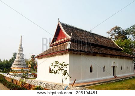 Wat Phra That Chae Haeng Temple