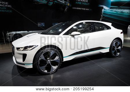 New 2018 Jaguar I-pace Concept Electric Car