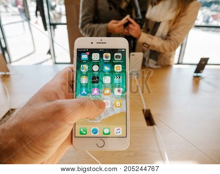 New Iphone 8 And Iphone 8 Plus In Apple Store Pov On Apps