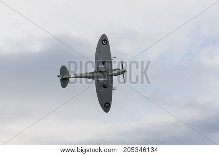 Air Show Spitfire Mk Xvi Airplane Flying