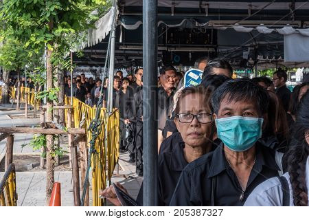 People To Pay And Respect To Thai King Bhumibol