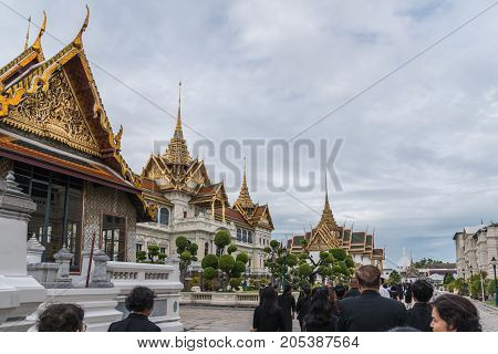 People To Pay And Respect To Thai King Bhumibol