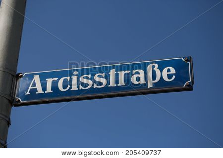 Arcisstraße = Arcis street street in munich