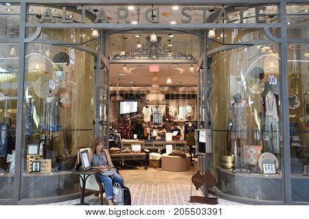 Bloomington, Minnesota - Jul 27: Altaric State Store At Mall Of America In Bloomington, Minnesota, A