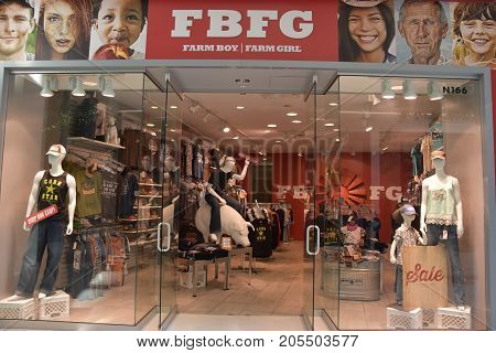 Bloomington, Minnesota - Jul 27: Farm Boy Farm Girl Store At Mall Of America In Bloomington, Minneso