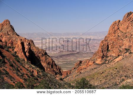 Scenic Southwestern Landscape in Big Bend National Park, Texas