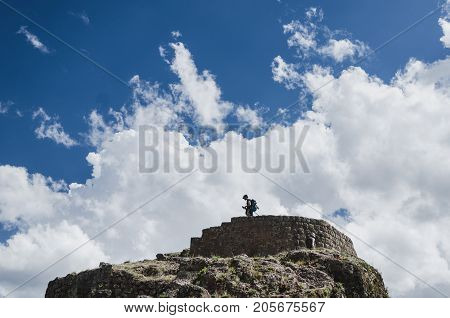 A tourist lost in Pisac - Cusco