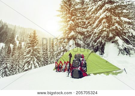 Campaign around Mont Blanc. The tent is in the snow.