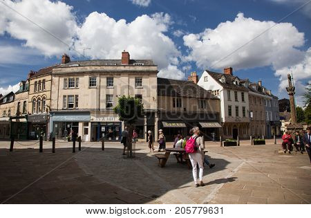CIRENCESTER, ENGLAND - AUGUST 31, 2017:Old street in Cirencester, England, United Kingdom