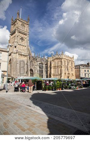 CIRENCESTER, ENGLAND - AUGUST 31, 2017:Old street in Cirencester, England, United Kingdom