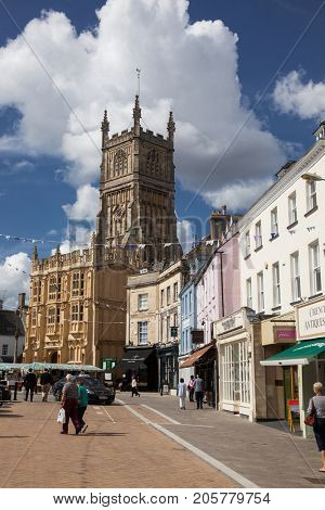 CIRENCESTER, ENGLAND - AUGUST 31, 2017:Old street in Cirencester, England, United Kingdom