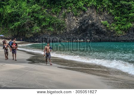 Bali, Indonesia - January 14, 2018: Kids Playing At Tropical Beach In Bali Near Chandidasa, Knowen A