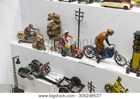 Munich, Germany - November 23, 2018 : Traditional Ceramic Souvenirs At The Viktualienmarkt Christmas