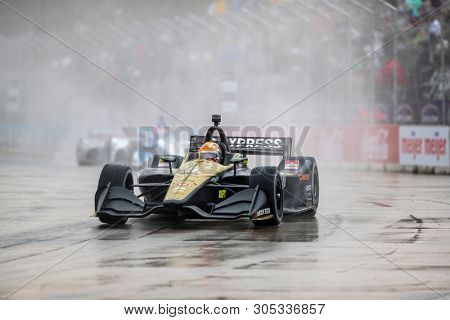 June 01, 2019 - Detroit, Michigan, USA: JAMES HINCHCLIFFE (5) of Canada races through the turns during the  race for the Detroit Grand Prix at Belle Isle in Detroit, Michigan.