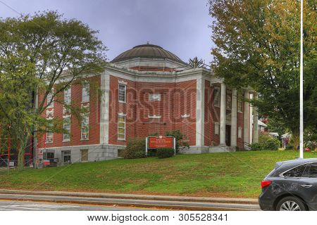 Worcester, Massachusetts/united States - October 10, 2018: The American Antiquarian Society In [octo