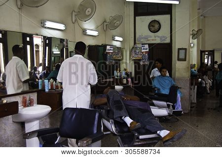 15 April 2007-havana-cuba-
Scenes Of Everyday Life In Cuba, 
Interior Of A Beauty Salon In Cuba