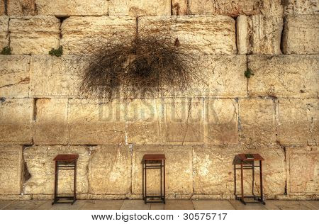 Västra muren i Jerusalem, Israel är en judisk helig plats.