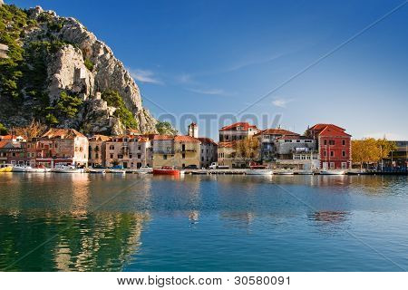 omis