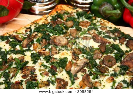 Ispanak ve Portobello mantar Pizza