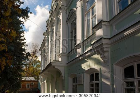 Moscow - October 27, 2018: The Architectural Decoration Of The Lepeshkiny Town Mansion Is Now The In