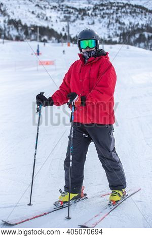 Grandvalira, Andorra: 2021 January 17: Skier At The Grandvalira Ski Resort In Andorra In Times Of Co
