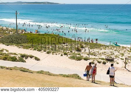 Sydney, Australia 2021-01-26 Extremely Overcrowded Cronulla Beach On Australia Day. People Relaxing,