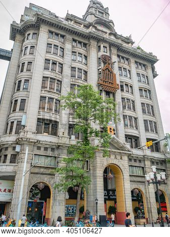 Guangzhou/china-25 Aug 2019:european Architecture In  Guangzhou City Beside The Pearl River.guangzho