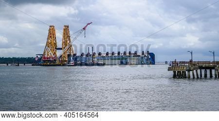 Brunswick, Georgia - November 1, 2020: The Mv Golden Ray Is A 200-meter-long Car Carrier That Capsiz