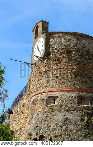 Riomaggiore, Italy - Circa September 2018. Ruins Of Old Castle (castello Di Riomaggiore) In Riomaggi