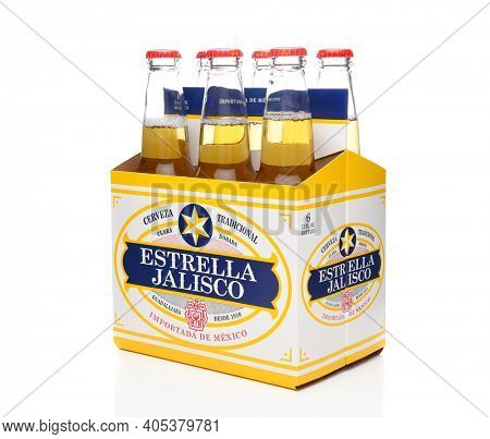 IRVINE, CALIFORNIA - MARCH 21, 2018: Six pack of Estrella Jalisco Beer side end view. Estrella Jalisco is a American Lager style beer brewed by Grupo Modelo,