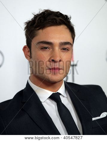 LOS ANGELES - NOV 03: Ed Westwick Ankunft 