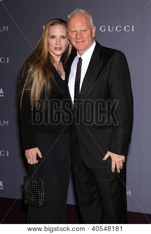 LOS ANGELES - 27 de outubro: MALCOLM MACDOWELL chega aos hosts LACMA Art 2012 + Gala de cinema em outubro 