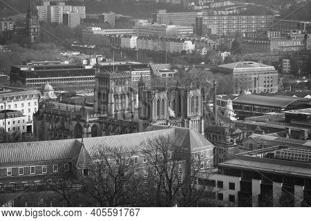Bristol, Uk - April 8, 2019. Bristol Cathedral Founded In 1140 And Cityscape Seen From Cabot Tower. 