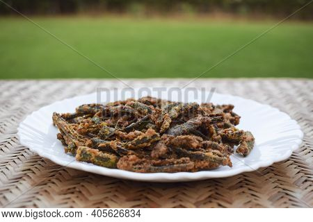 Indian Curry Or Starter Appetizer Bhindi Fry Or Kurkure Bhindi Also Know As Lady Finger Deep Fry.tra