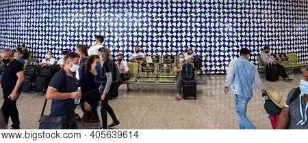 Brasilia, Distrito Federal, Brazil - January 14, 2021: Passenger Movement In The Departure And Arriv