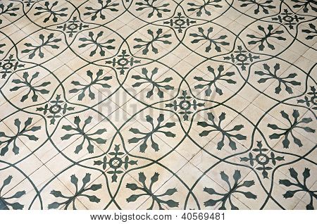 tile floor retro pattern