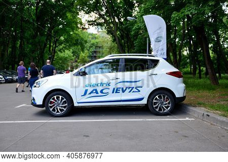 Kyiv - May 26: The Jac Iev7s Electric Car From China Is On Plug-in Ukraine 2019 - Electric Vehicles 
