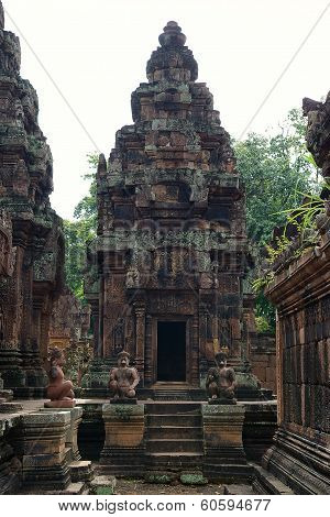 Banteay Srey Temple