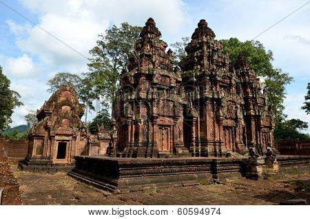Banteay Srey Temple