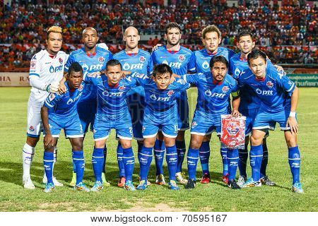 Sisaket Thailand-august 13: Players Of Ptt Rayong Fc. Pose For A Team Picture Prior To Thai Premier