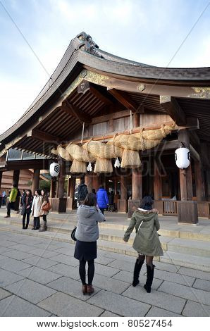 Tourists Visit Izumo-taisha In Izumo