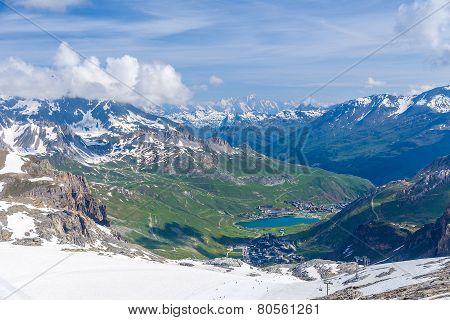 Summer view of the Grand Motte glacier