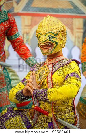 Khon - Thai Traditional Mask Dance
