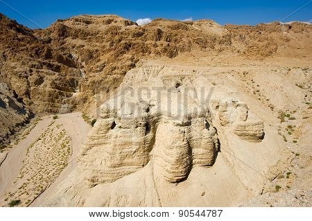 Scrolls Cave Of Qumran